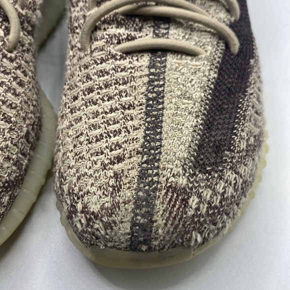 Little kids adidas YEEZY Size 12K - Picture 10 of 12